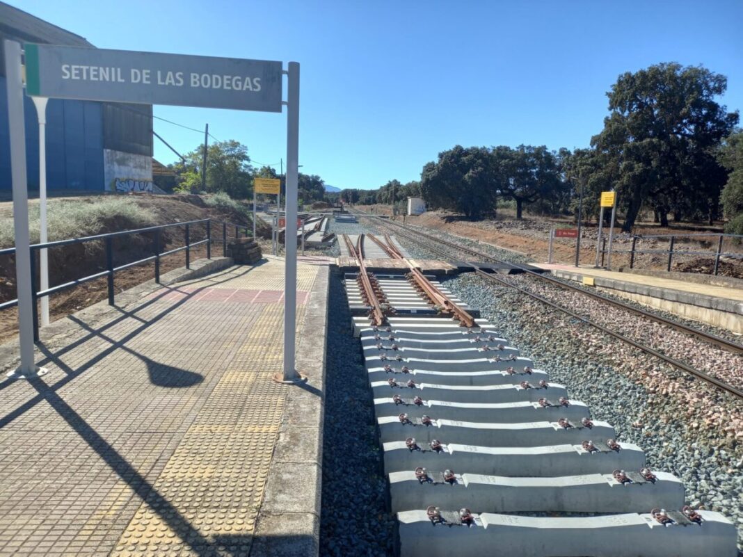 En la línea Bobadilla-Algeciras se licitan obras por más de 72,4 millones para electrificar el tramo Ronda-Algeciras y renovar vía entre Bobadilla y Ronda
