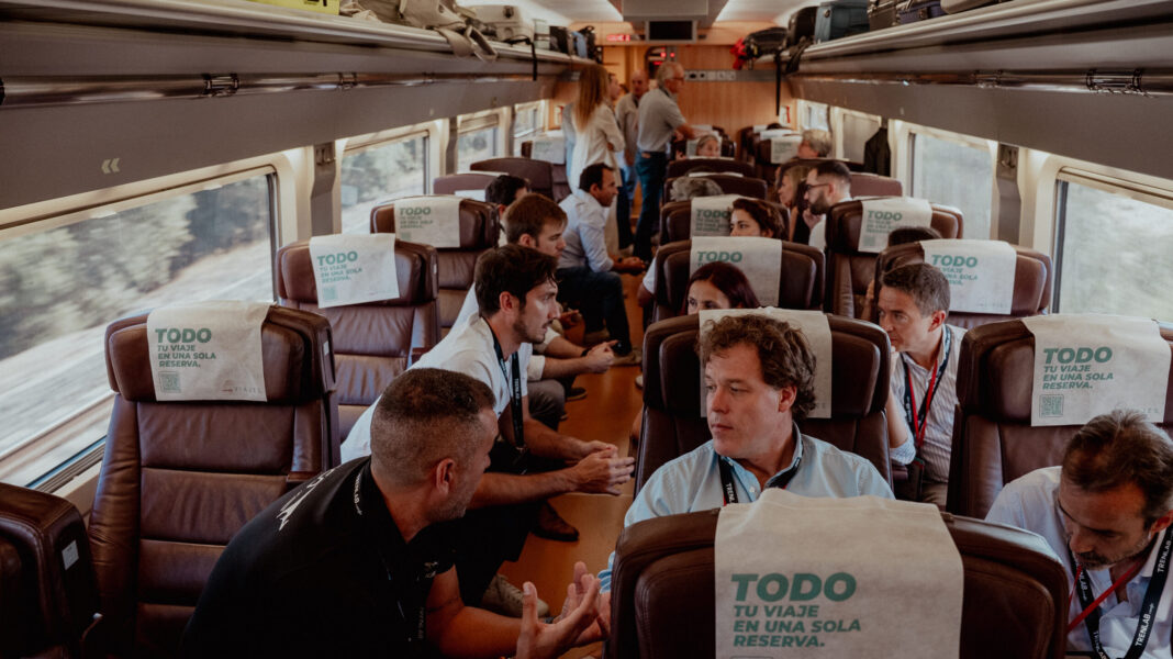 Un AVE entre Madrid y Sevilla reúne a ocho startups con inversores en el Pitch Train de Renfe